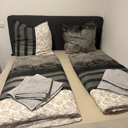 M&Bluxux Apartaments Крефелд Екстериор снимка
